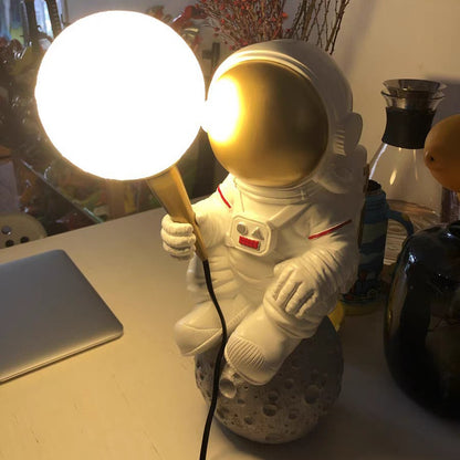 Astronaut Table Lamp Decor Statue